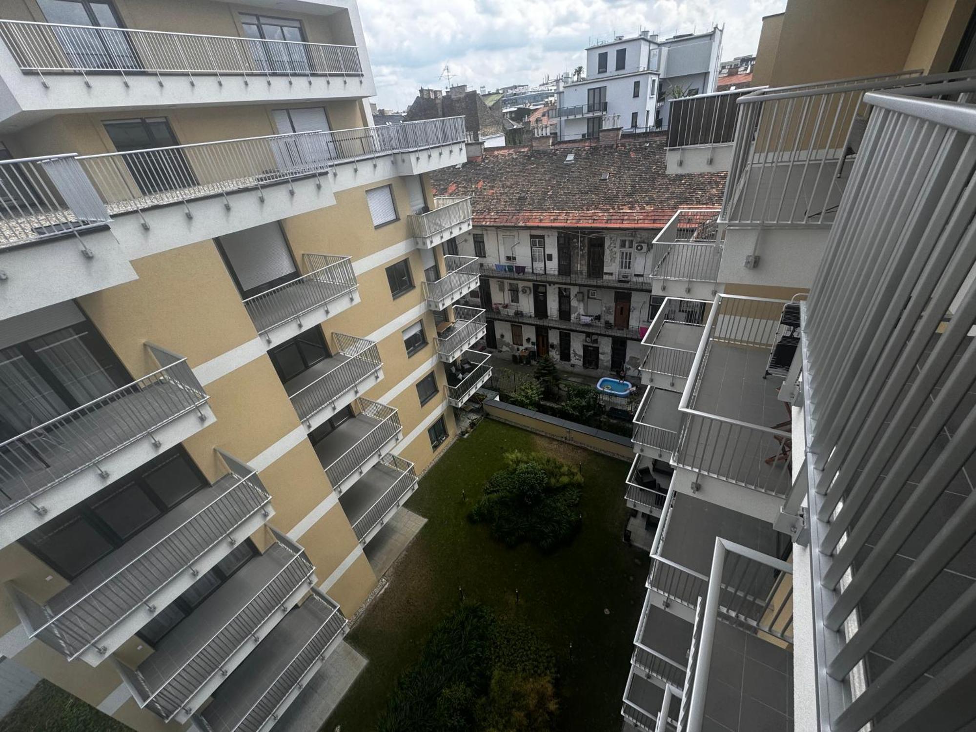 Vh9 Apartments Budapest Eksteriør bilde